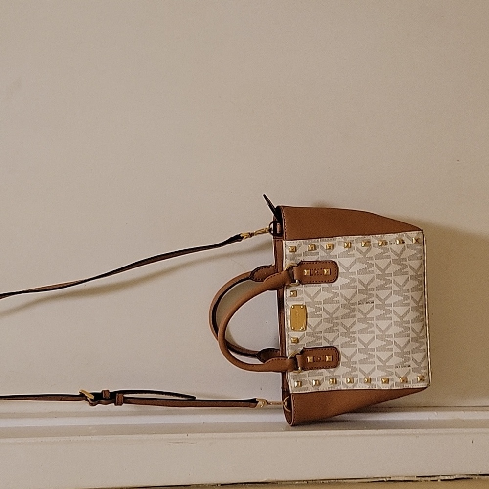 Michael Kors bag with removable strap